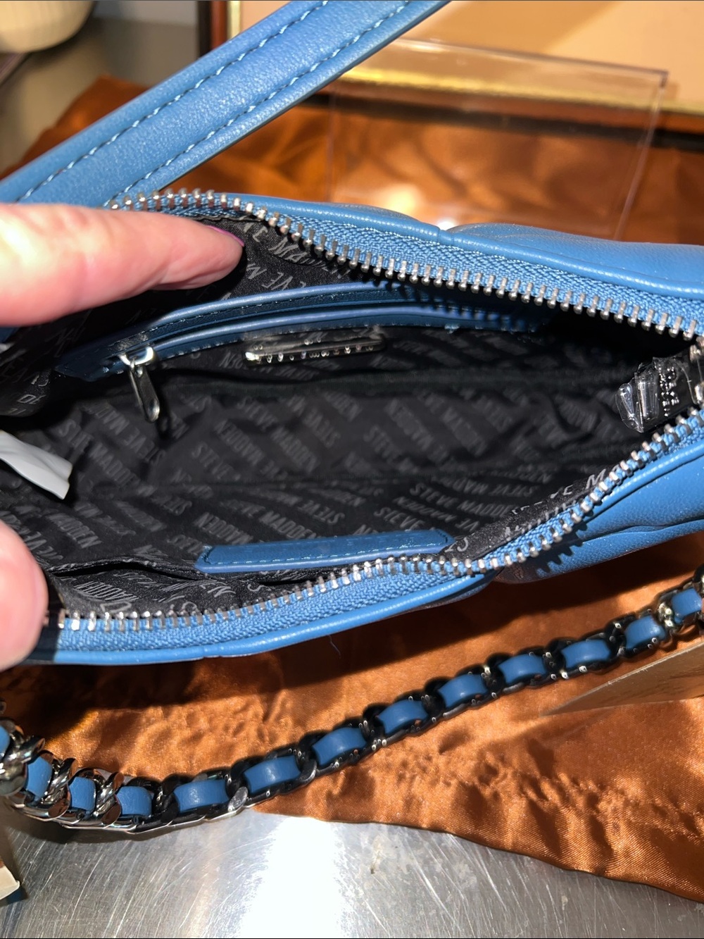 Steve Madden blue Quilted Shoulder Bag with Chain and Scarf - Picture 7 of 8